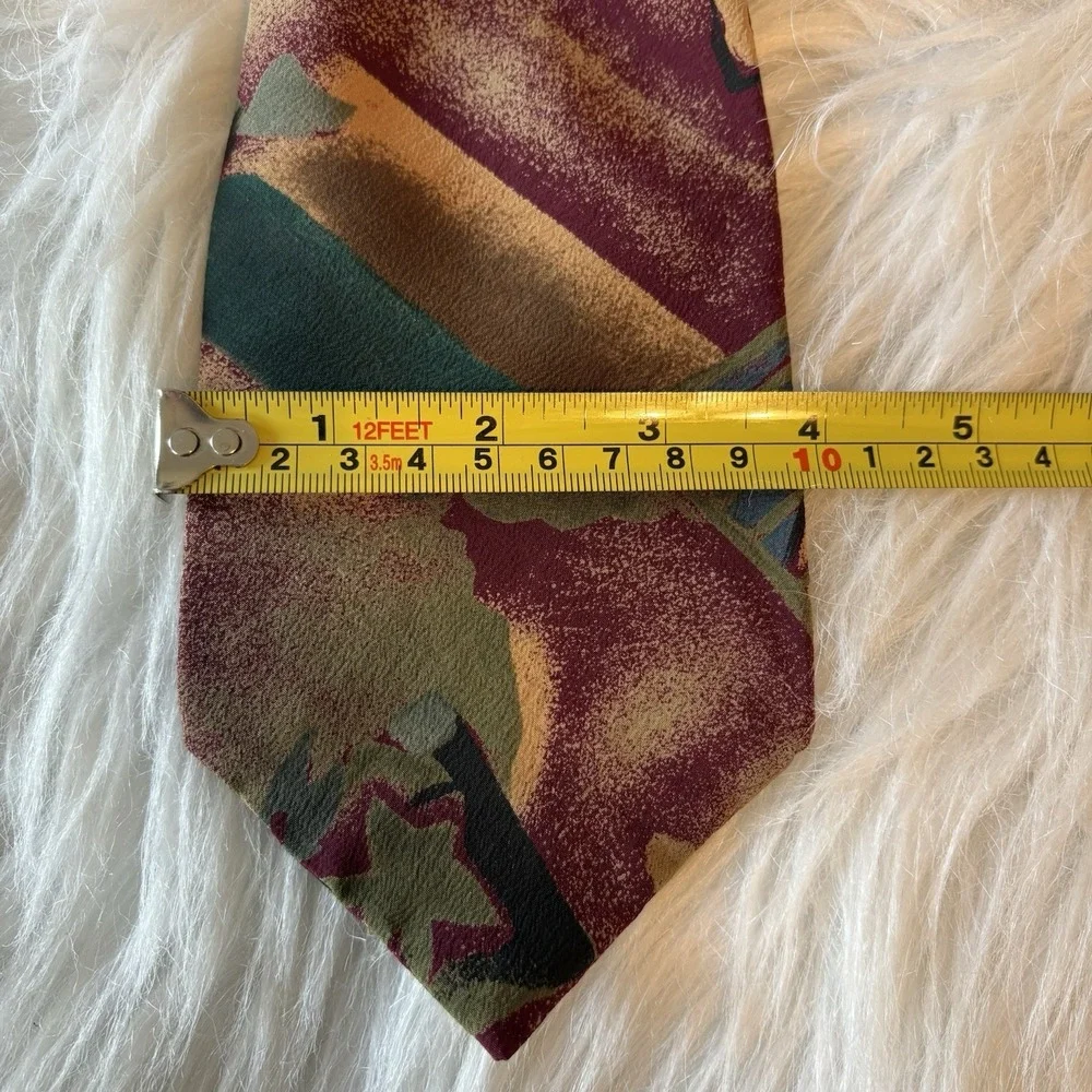 Vintage Oscar de la Renta Couture Tie Imported Silk‎ Colorful Paisley 57' USA